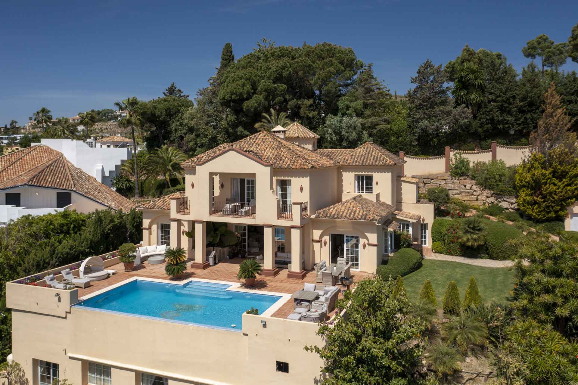 tether-villa